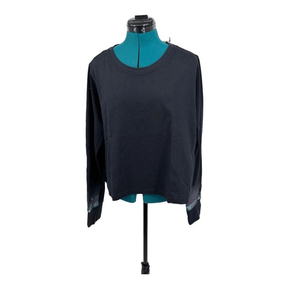 Adidas Holiday Graphics Crop Long Sleeve Tee NWT - Picture 4 of 8